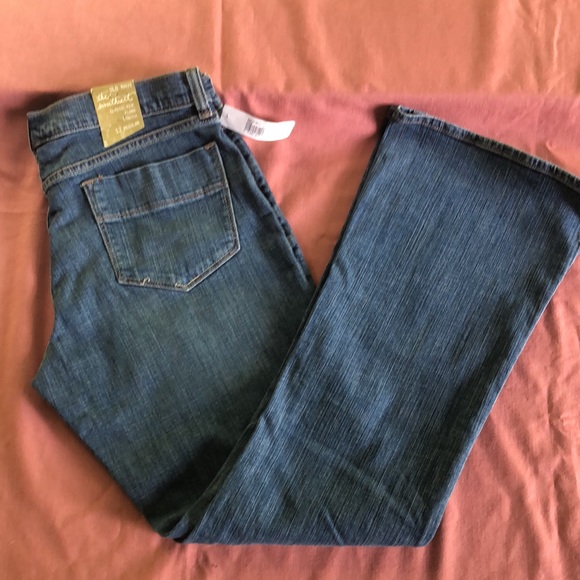 Old Navy the sweetheart Classic Rise Flare Stretch 12 Regular - Picture 13 of 15